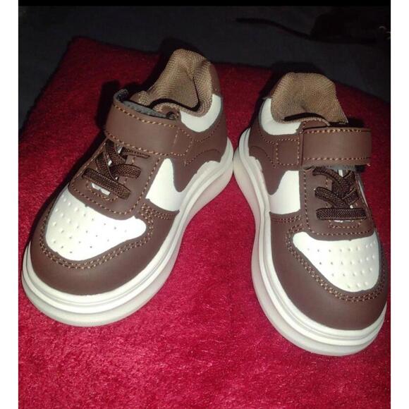 Toddler boy sneakers - Picture 2 of 3